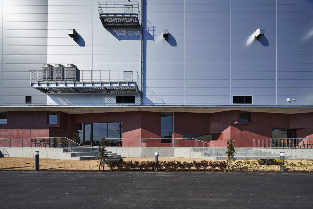 Redwood Yatomi DC R:Lounge, R:KiDs / photo:Masaya Yoshimura