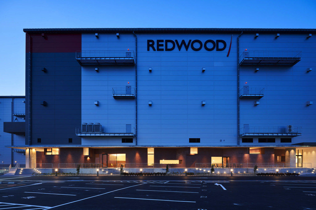 Redwood Yatomi DC R:Lounge, R:KiDs / photo:Masaya Yoshimura