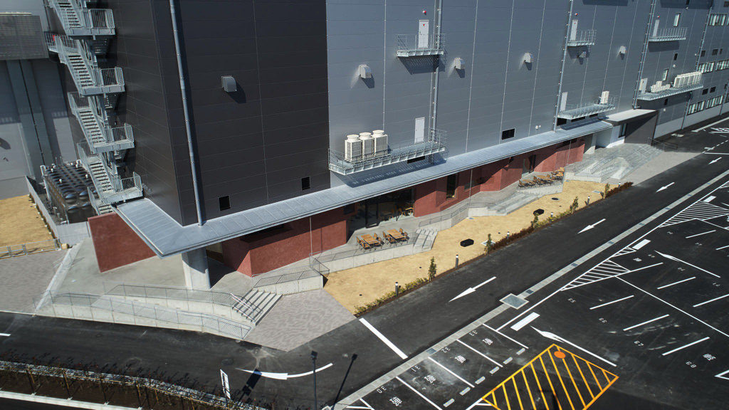 Redwood Yatomi DC R:Lounge, R:KiDs / photo:Masaya Yoshimura