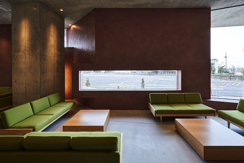 Redwood Yatomi DC R:Lounge, R:KiDs / photo:Masaya Yoshimura