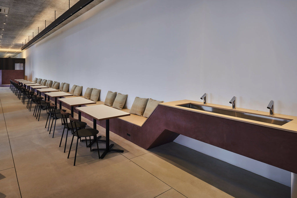 Redwood Yatomi DC R:Lounge, R:KiDs / photo:Masaya Yoshimura